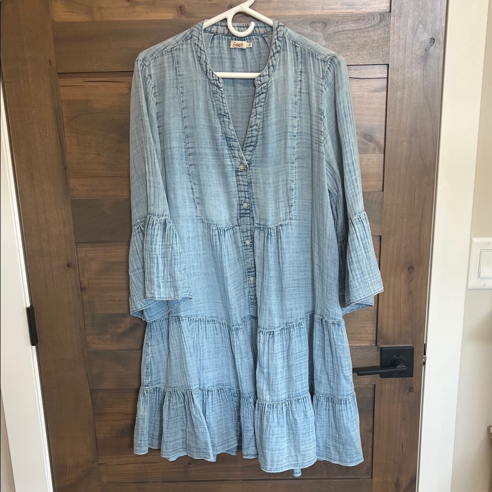 Faherty Light Blue Tiered Long Sleeve Midi Dress